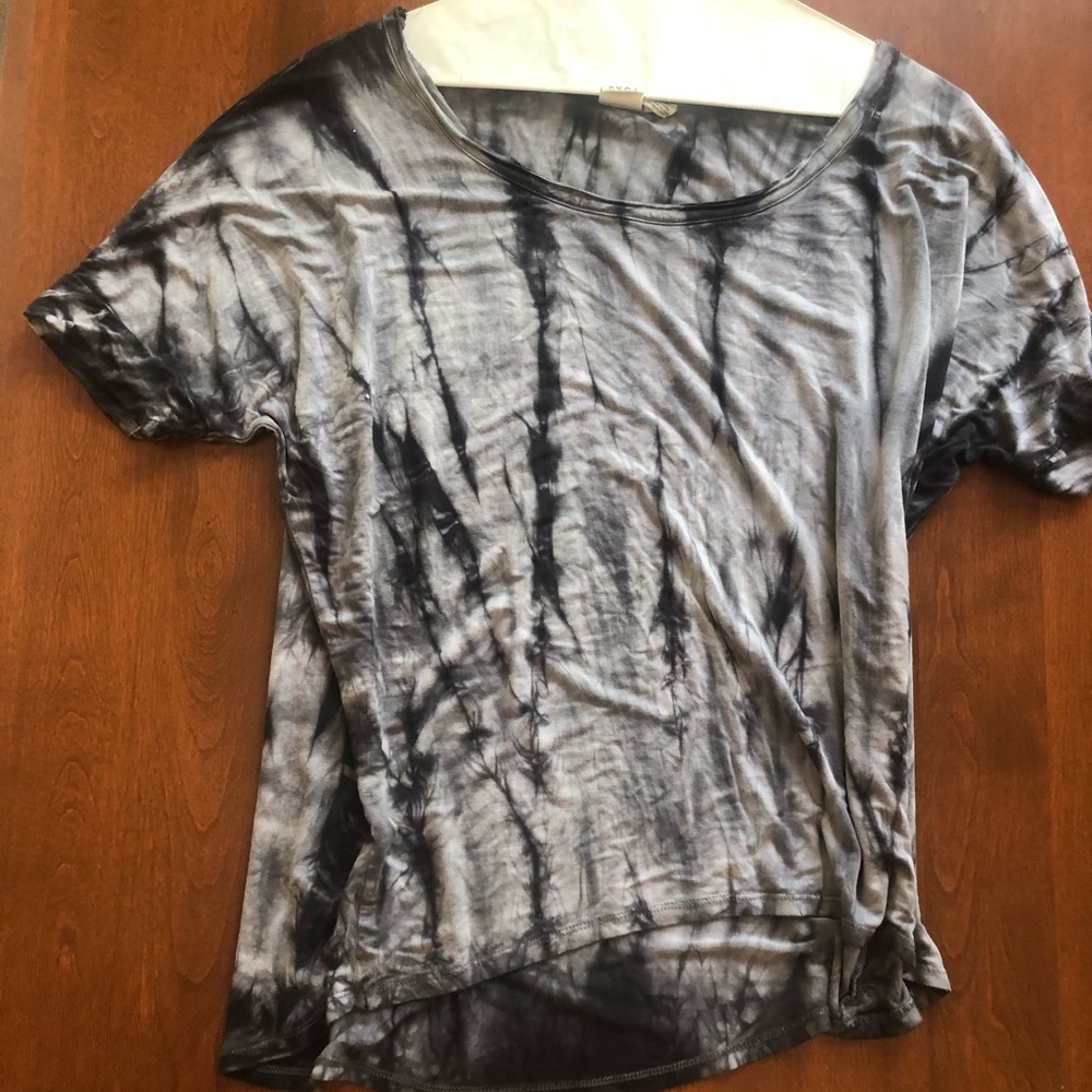 Black/Gray ROXY tie dye shirt